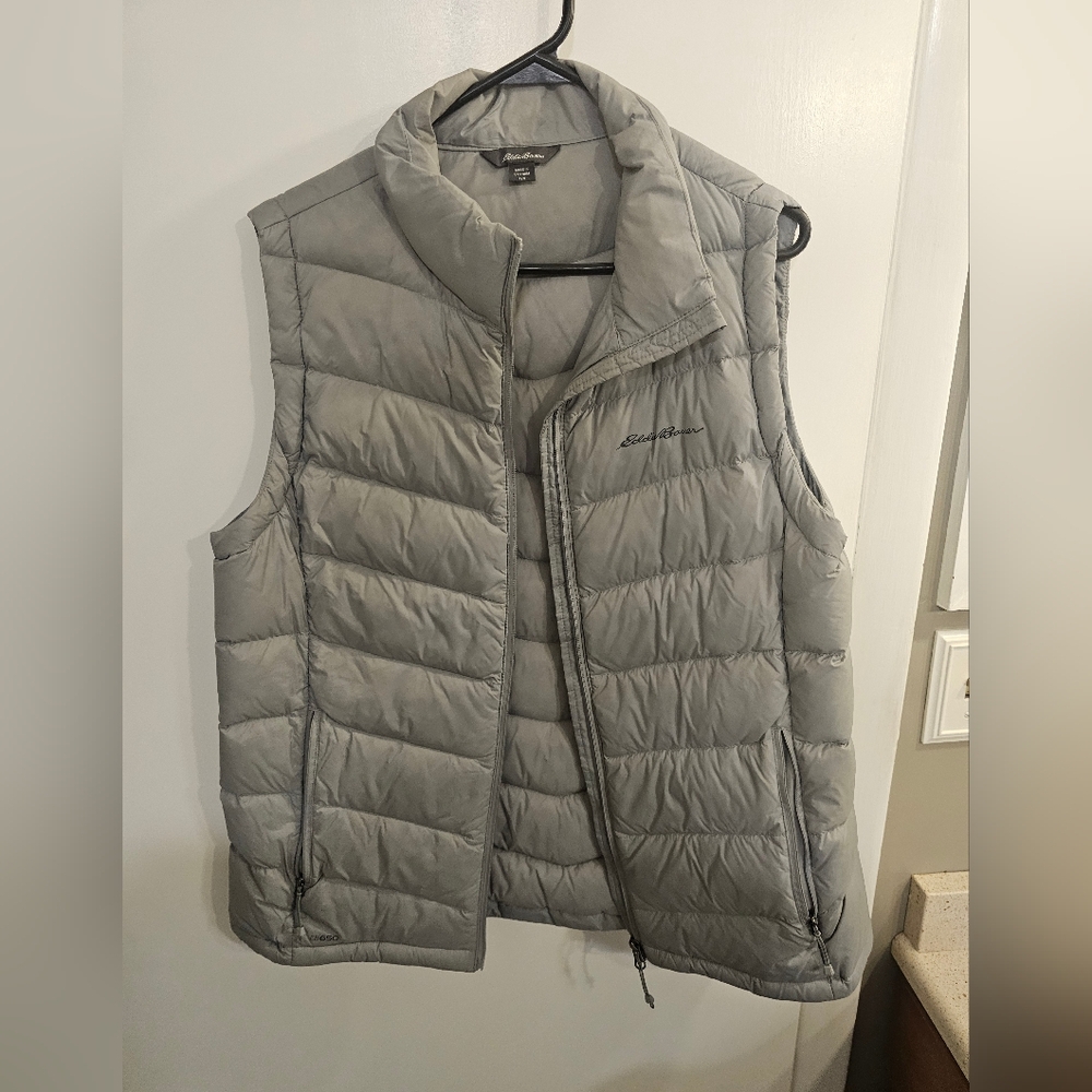 Eddie Bauer vest